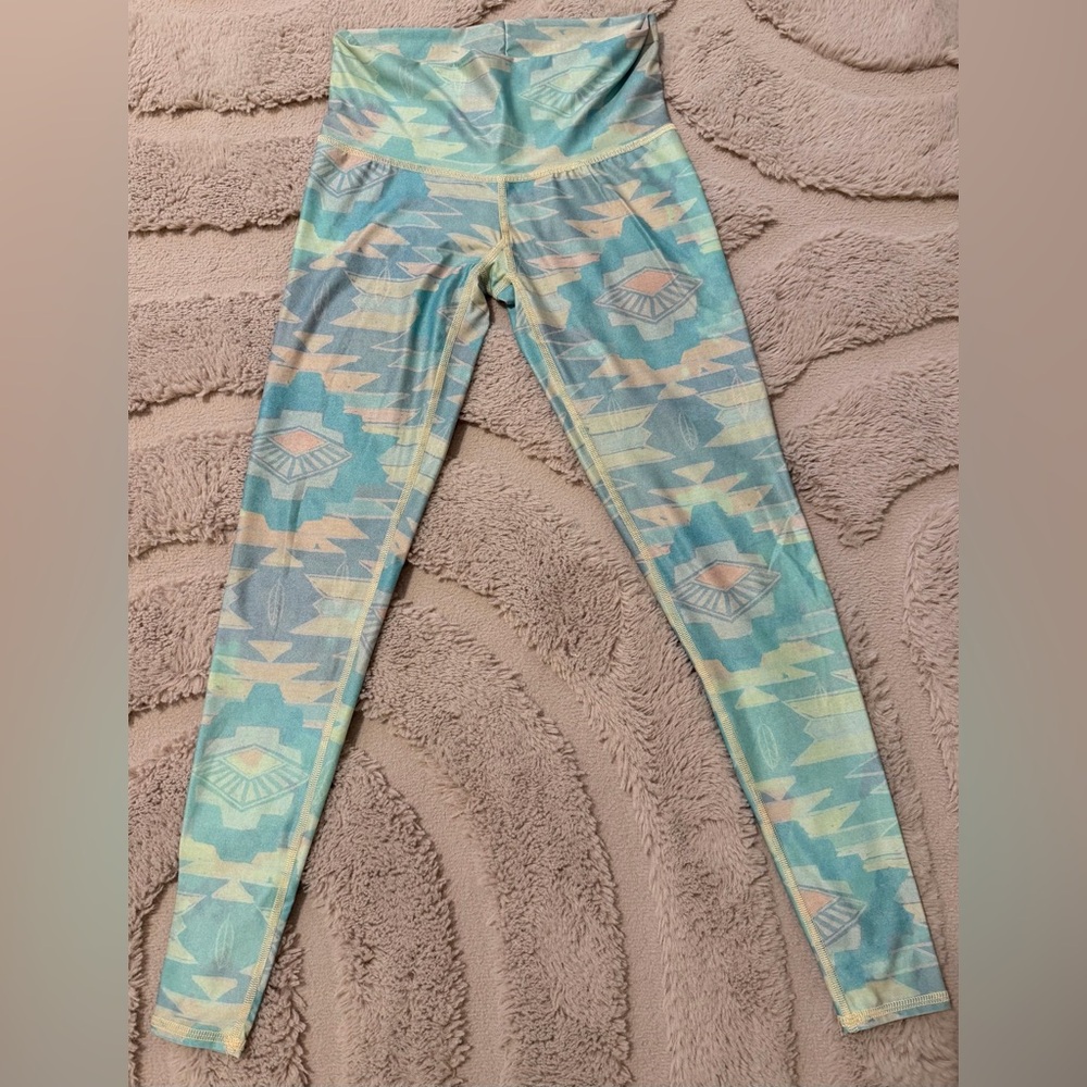 Preowned Teeki Chakana Hot Pants Size Small